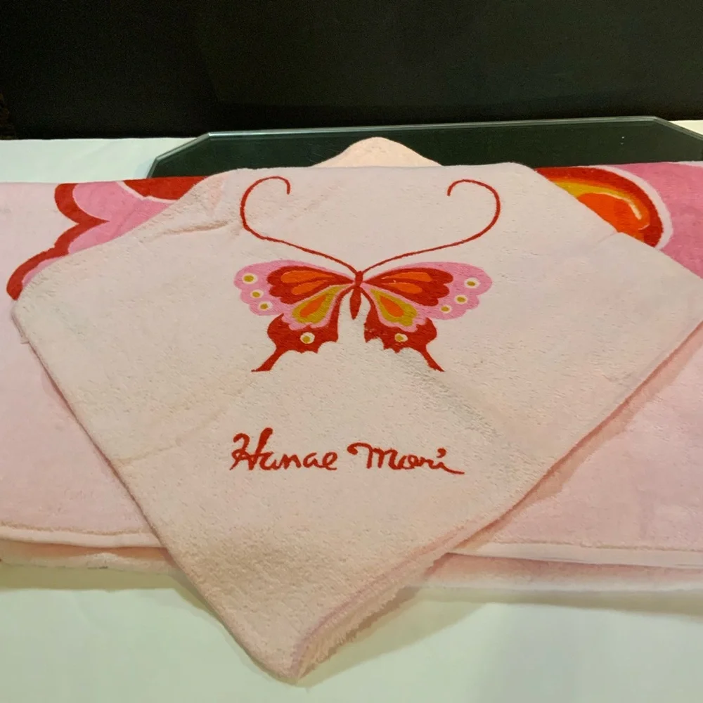 Vintage Martex Bath Towel and Washcloth Pink Butterfly Set USA NOS